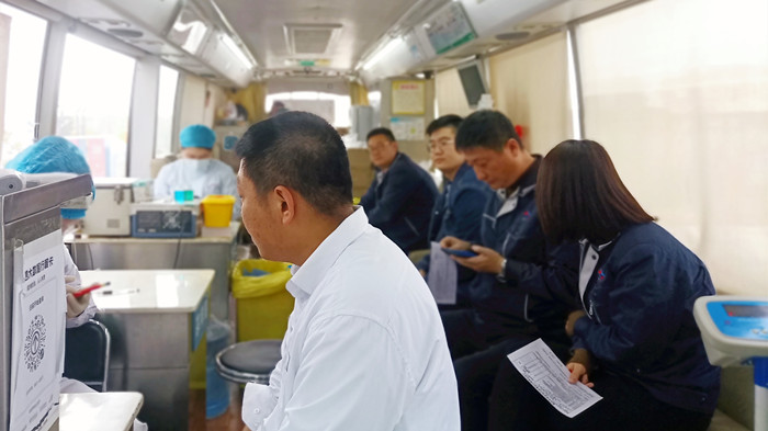 沈陽航空產(chǎn)業(yè)集團(tuán)組織員工開展“獻(xiàn)熱血、踐初心”無償獻(xiàn)血活動(dòng)