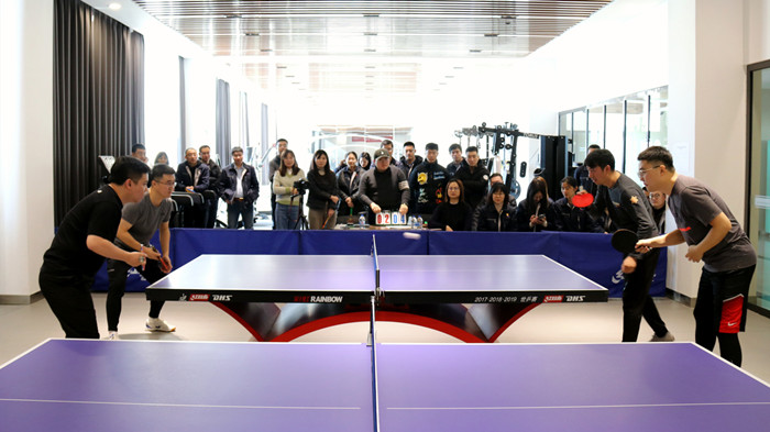 乒盡全力 同心奮斗